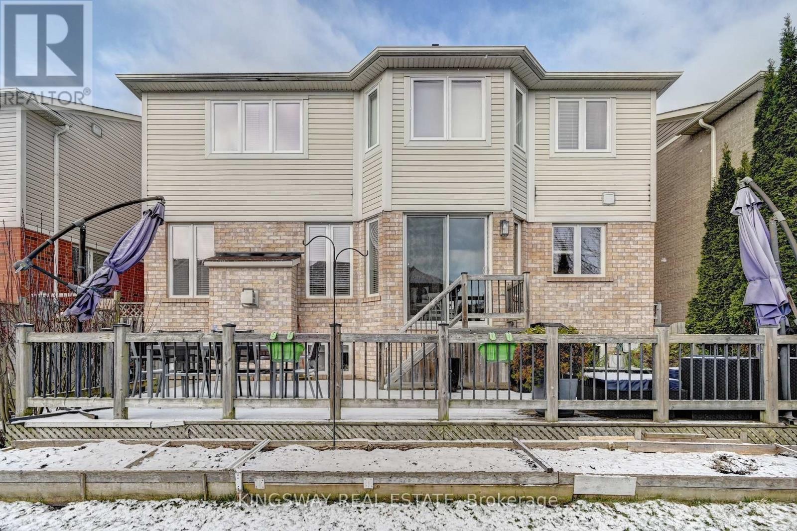 












222 BALDWIN DRIVE

,
Cambridge,




Ontario
N3C0B3

