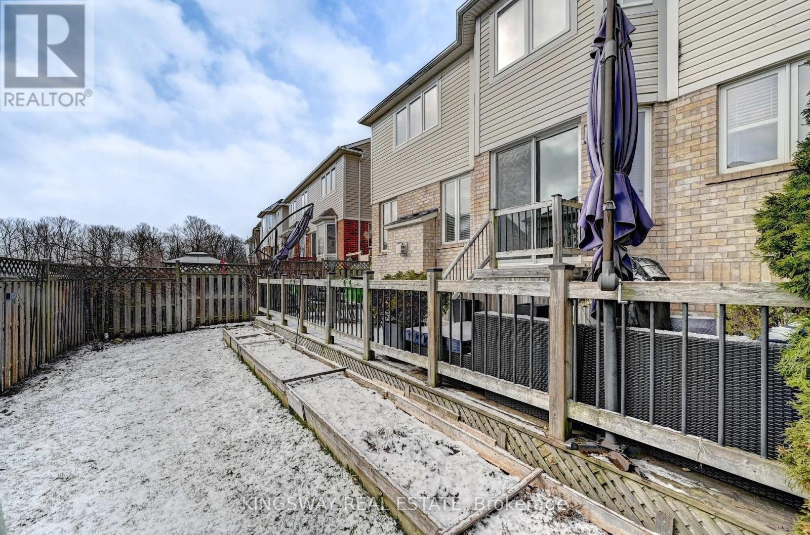 












222 BALDWIN DRIVE

,
Cambridge,




Ontario
N3C0B3

