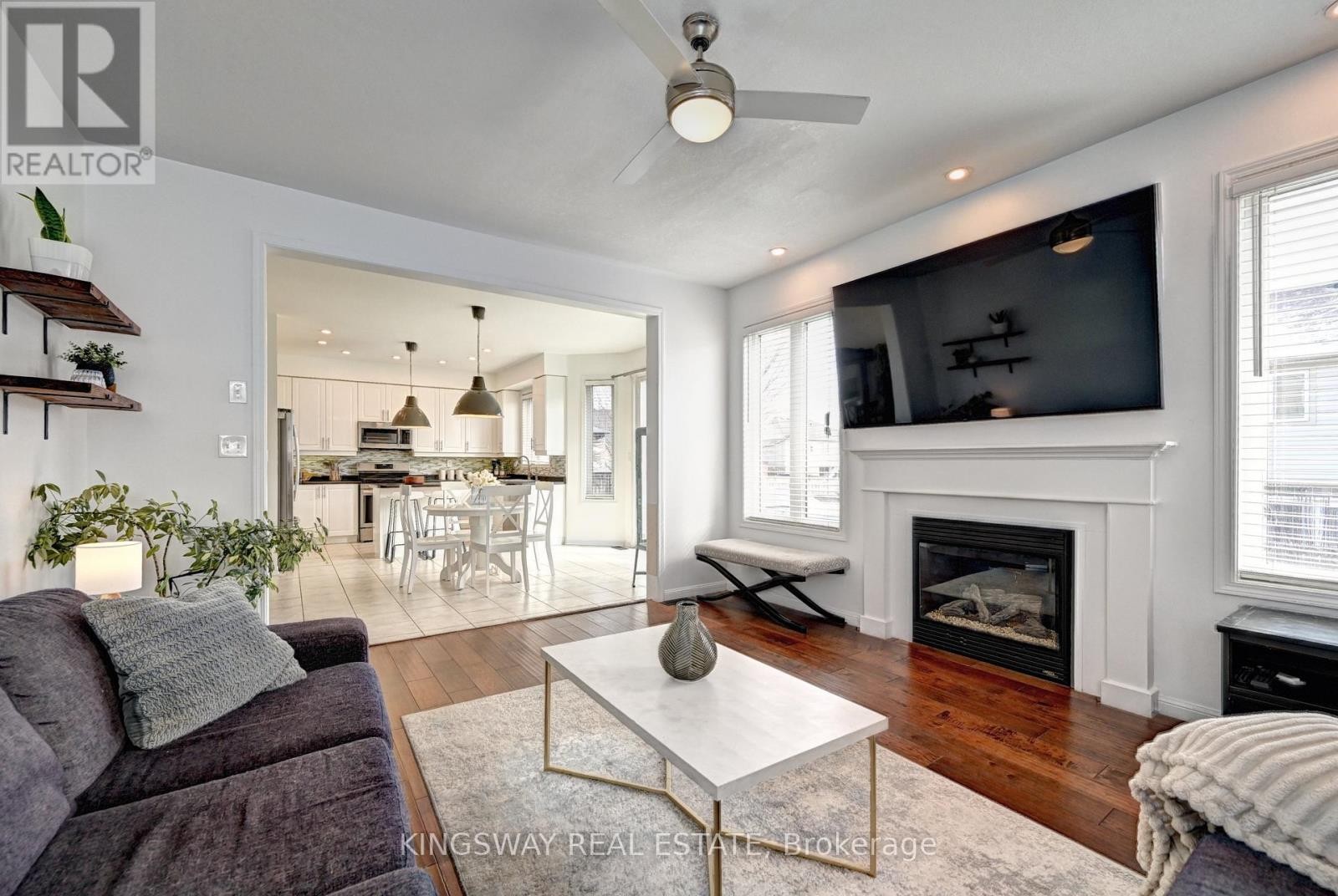 












222 BALDWIN DRIVE

,
Cambridge,




Ontario
N3C0B3

