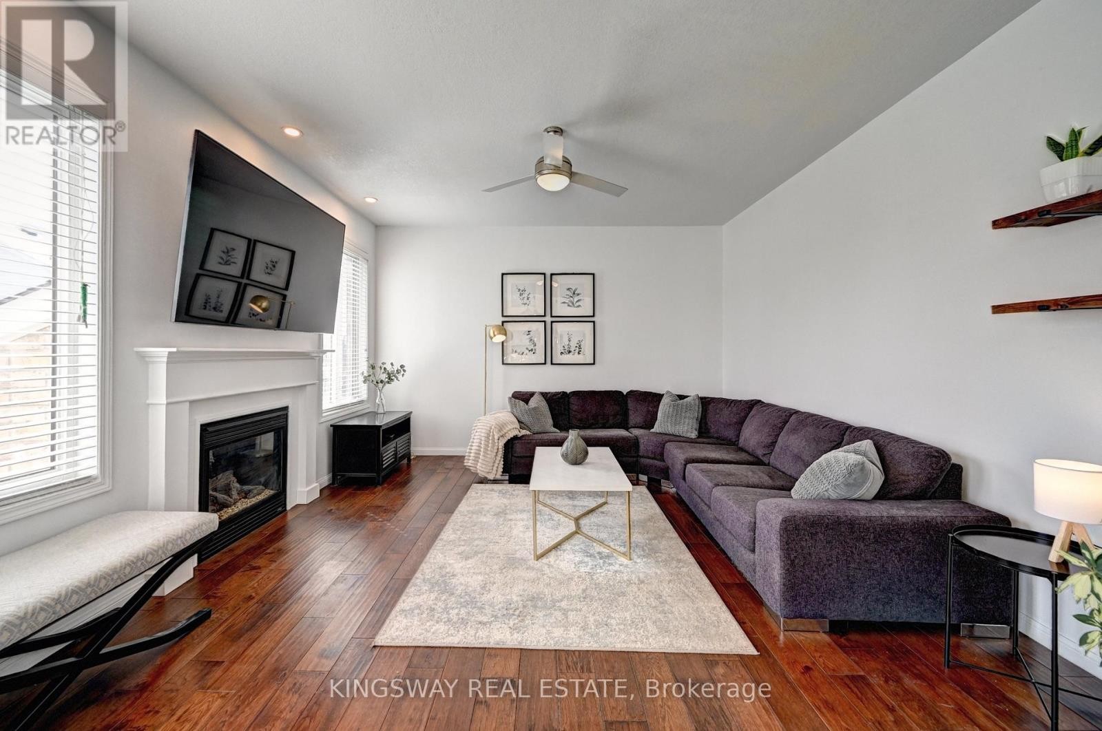 












222 BALDWIN DRIVE

,
Cambridge,




Ontario
N3C0B3

