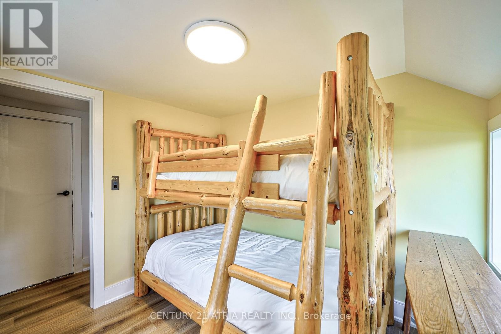












785 MUSKOKA ROAD 169

,
Gravenhurst (Muskoka (S)),




Ontario
P1P0G1

