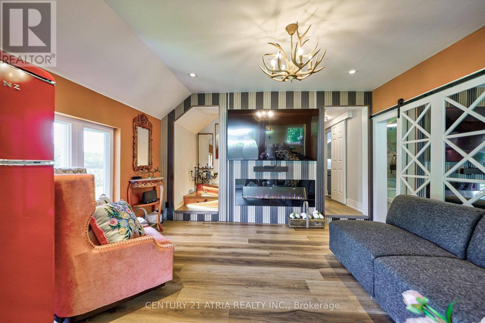 












785 MUSKOKA ROAD 169

,
Gravenhurst (Muskoka (S)),




Ontario
P1P0G1

