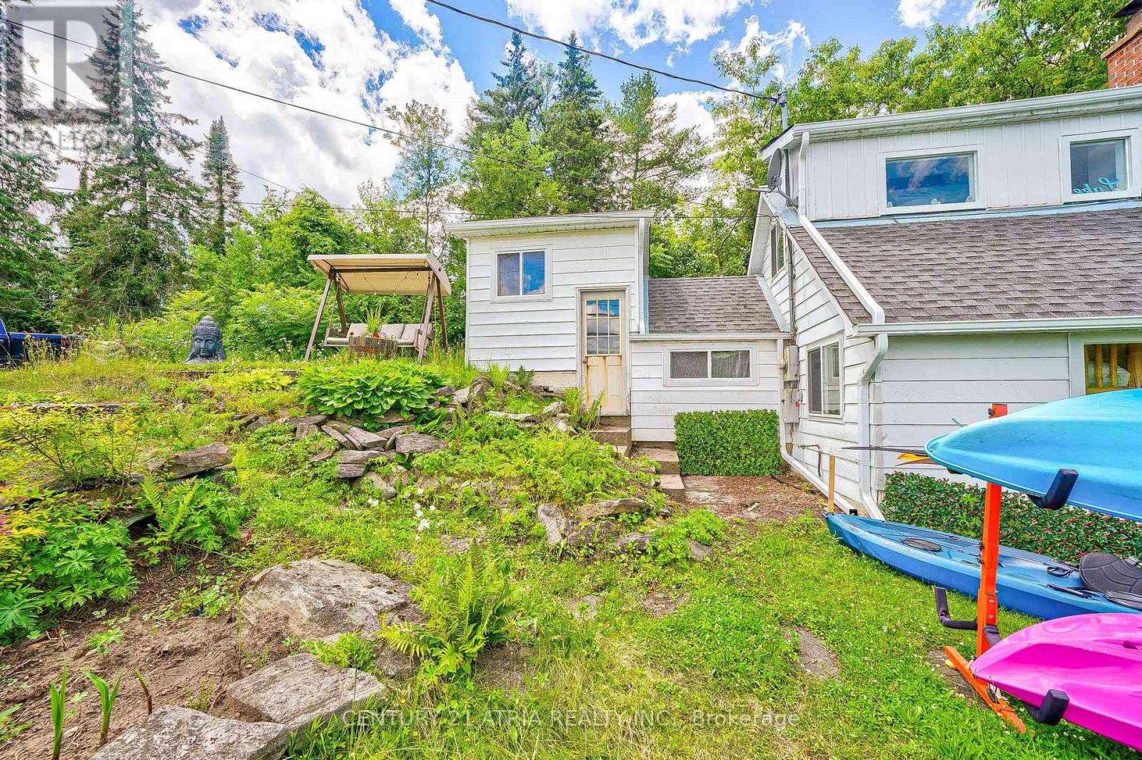 












785 MUSKOKA ROAD 169

,
Gravenhurst (Muskoka (S)),




Ontario
P1P0G1


