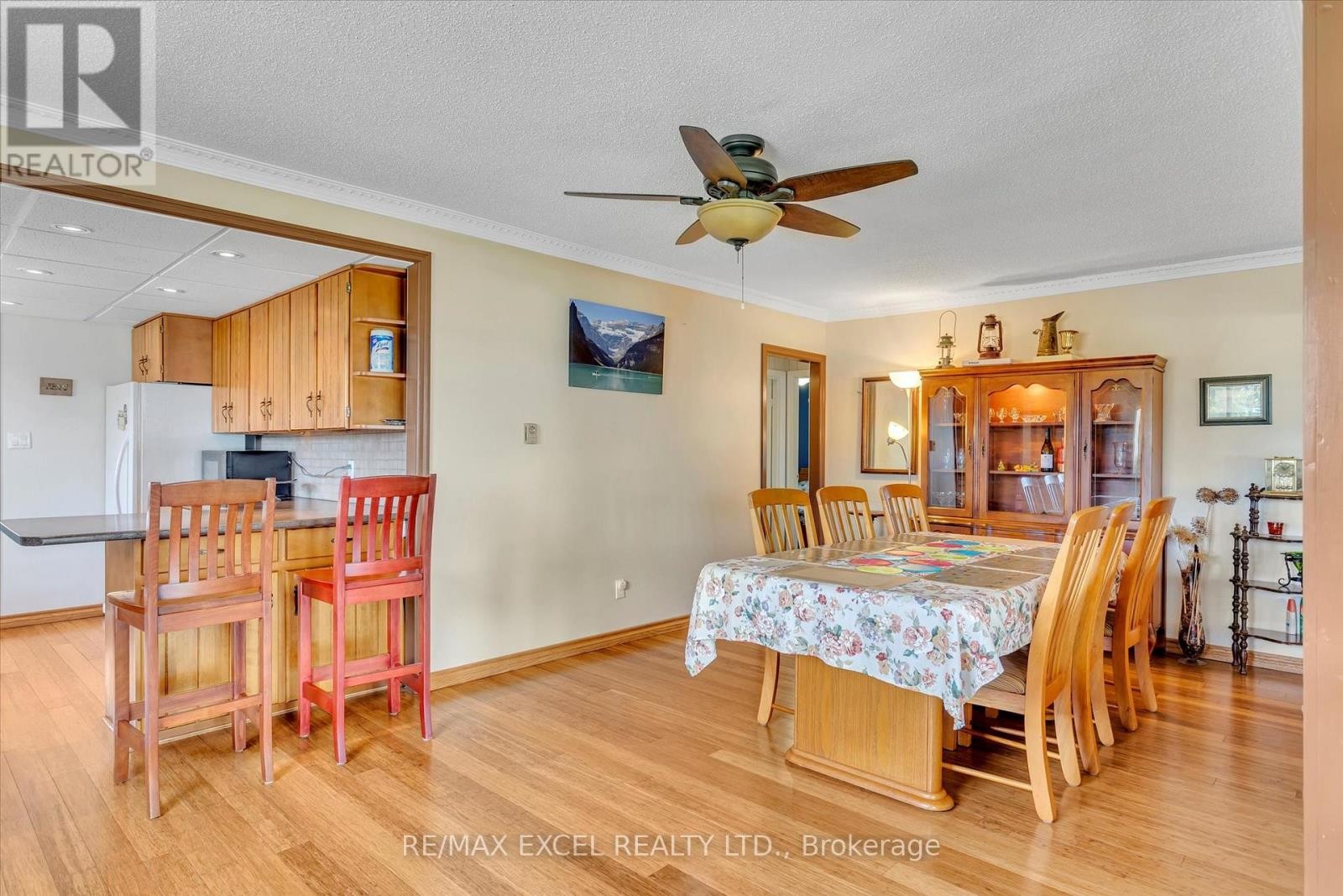 












665 NORTH SHORE DRIVE E

,
Otonabee-South Monaghan,




Ontario
P7B6B3

