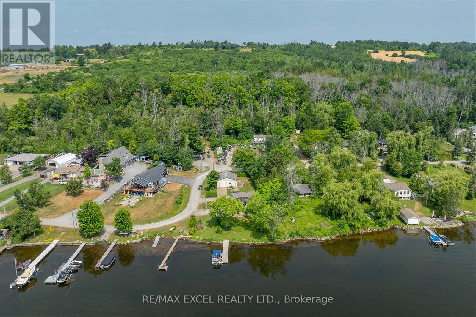 












665 NORTH SHORE DRIVE E

,
Otonabee-South Monaghan,




Ontario
P7B6B3

