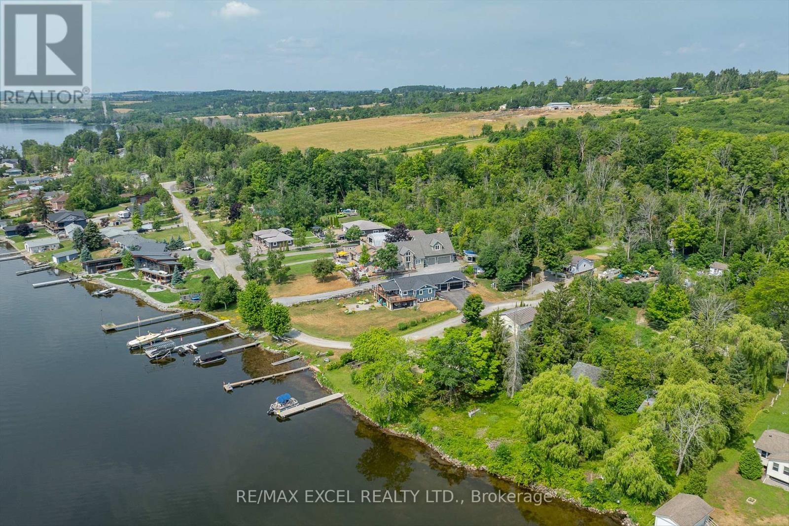 












665 NORTH SHORE DRIVE E

,
Otonabee-South Monaghan,




Ontario
P7B6B3


