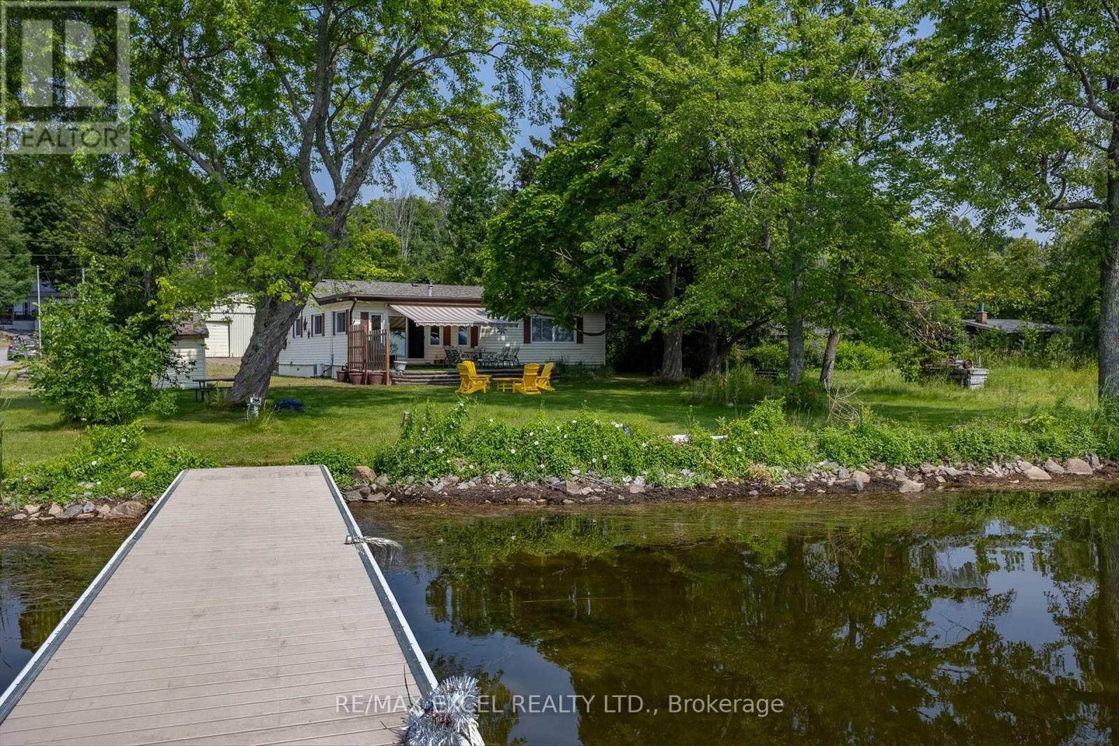 












665 NORTH SHORE DRIVE E

,
Otonabee-South Monaghan,




Ontario
P7B6B3

