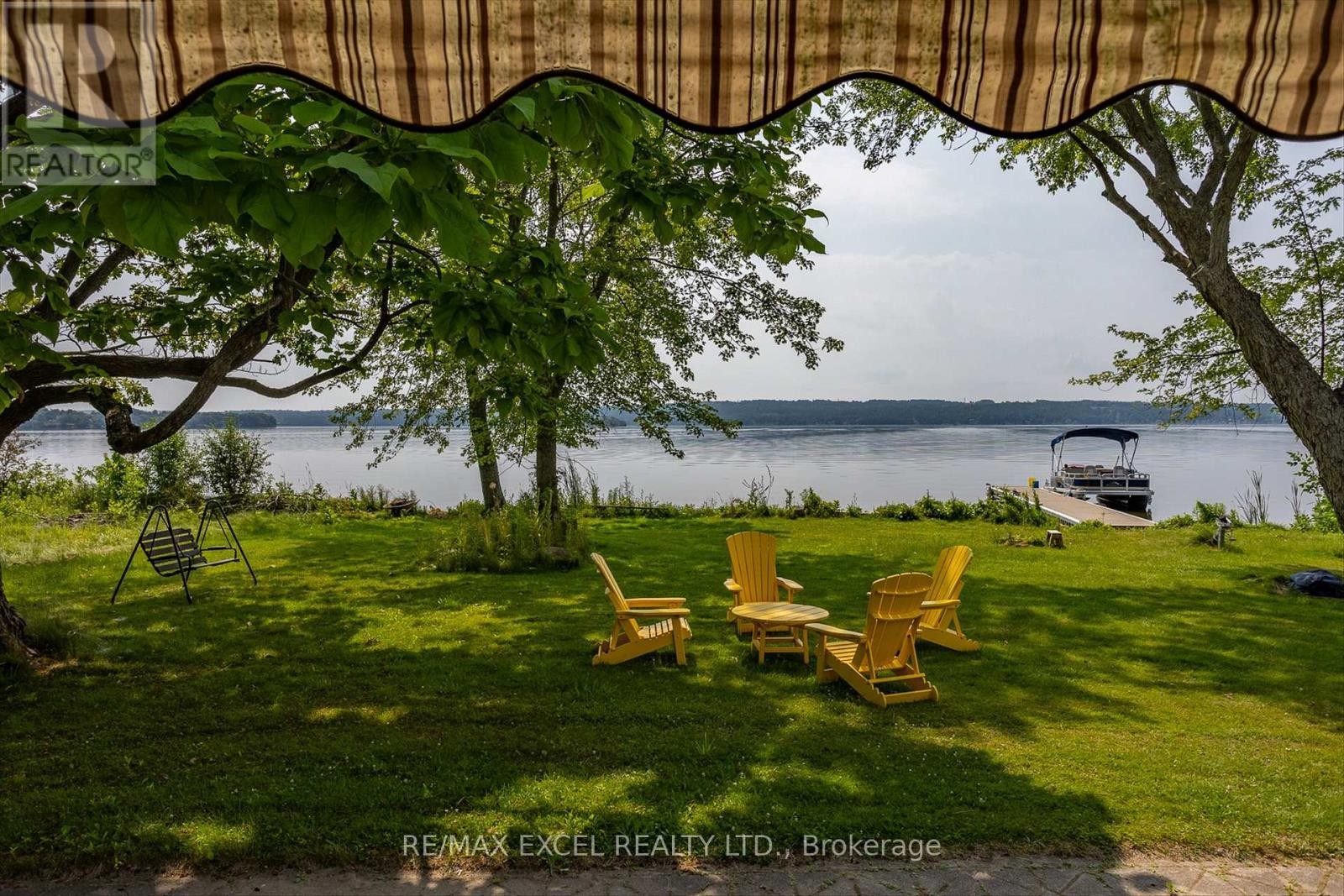 












665 NORTH SHORE DRIVE E

,
Otonabee-South Monaghan,




Ontario
P7B6B3


