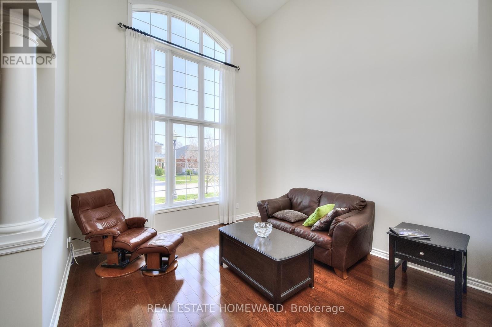 












225 RIDGEMERE COURT

,
Kitchener,




Ontario
N2P2V5

