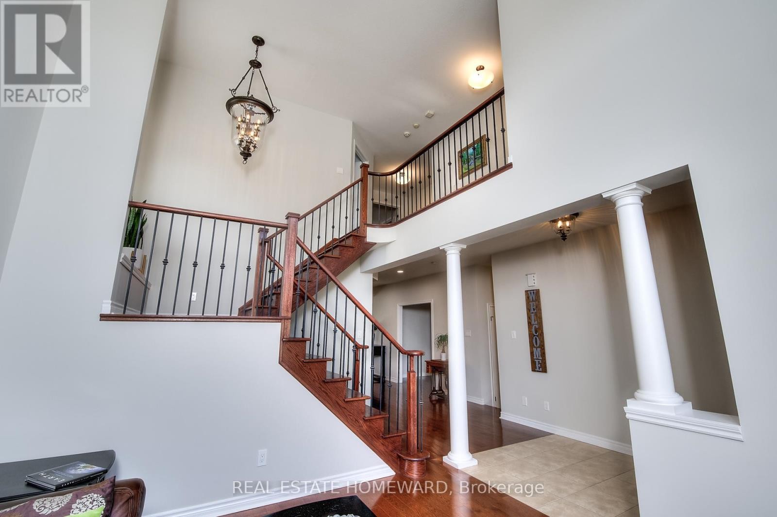 












225 RIDGEMERE COURT

,
Kitchener,




Ontario
N2P2V5

