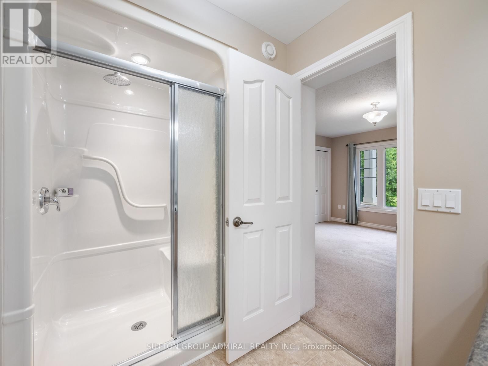 












6886 WELLINGTON RD 16

,
Centre Wellington,




Ontario
N0B1J0

