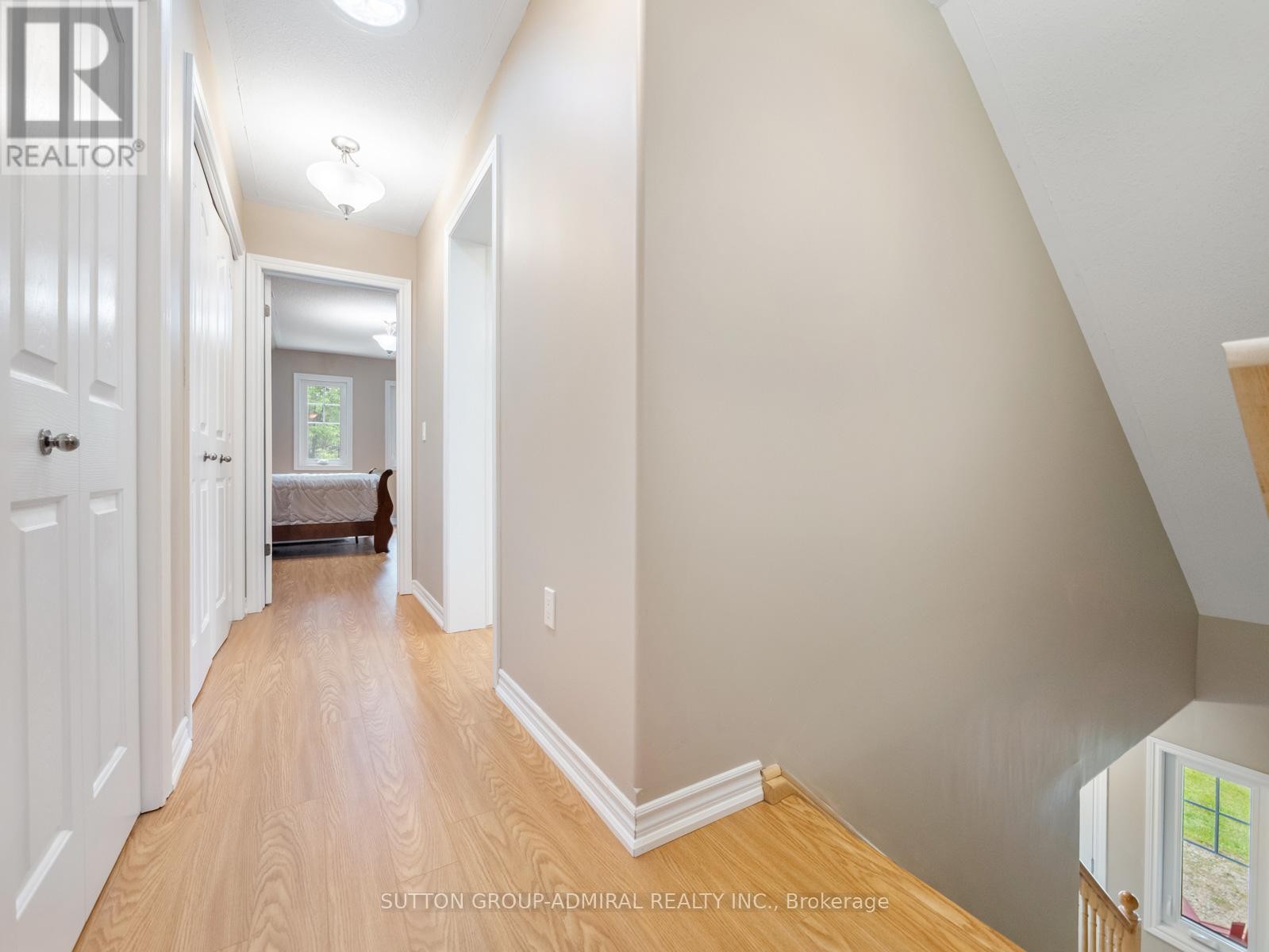 












6886 WELLINGTON RD 16

,
Centre Wellington,




Ontario
N0B1J0

