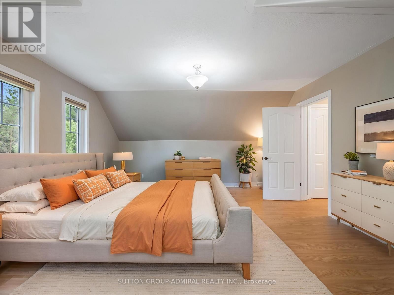 












6886 WELLINGTON RD 16

,
Centre Wellington,




Ontario
N0B1J0

