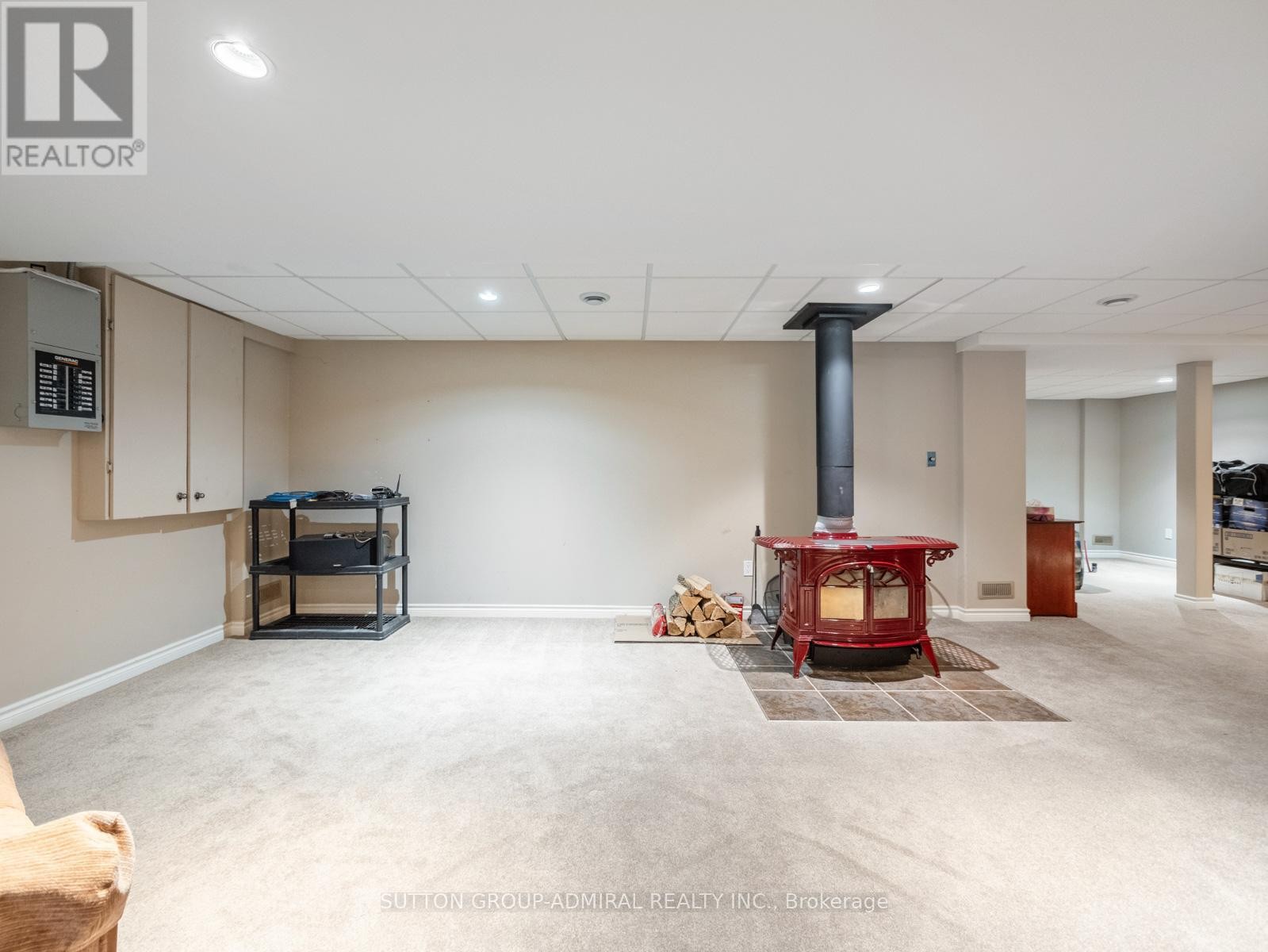 












6886 WELLINGTON RD 16

,
Centre Wellington,




Ontario
N0B1J0


