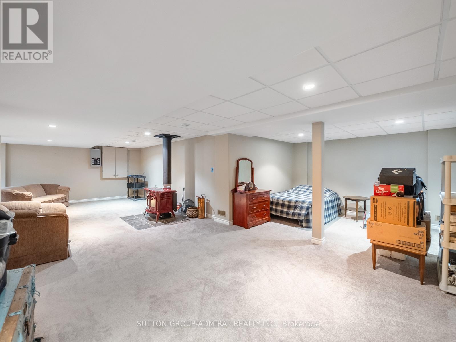 












6886 WELLINGTON RD 16

,
Centre Wellington,




Ontario
N0B1J0

