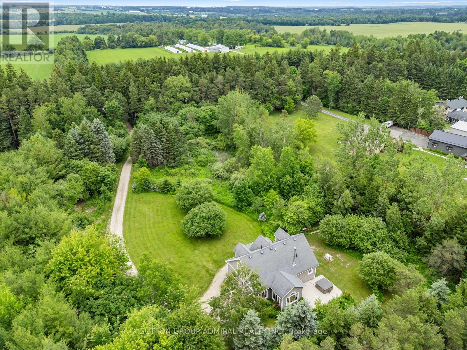 












6886 WELLINGTON RD 16

,
Centre Wellington,




Ontario
N0B1J0

