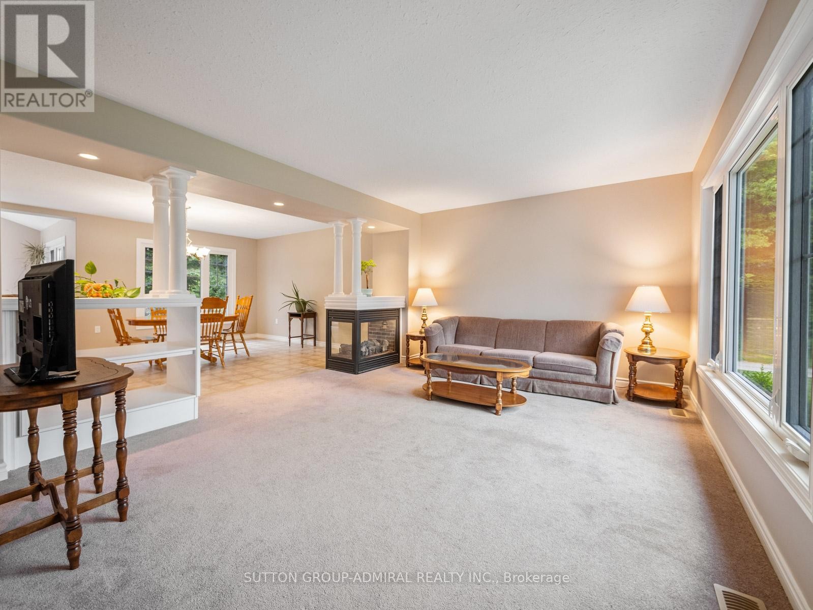 












6886 WELLINGTON RD 16

,
Centre Wellington,




Ontario
N0B1J0

