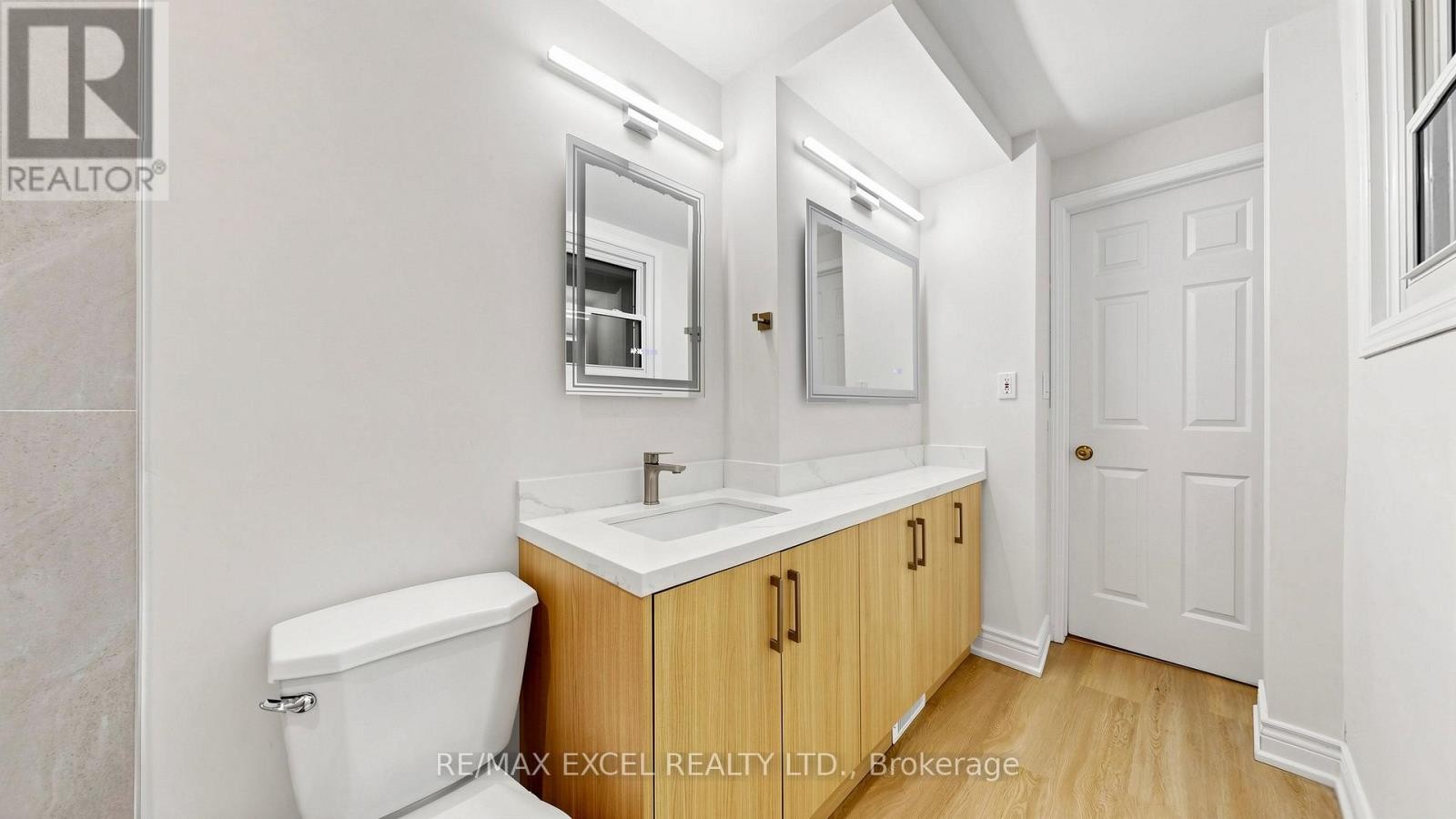 












259 VICTORIA AVENUE N

,
Hamilton (Landsdale),




Ontario
L8L5G3


