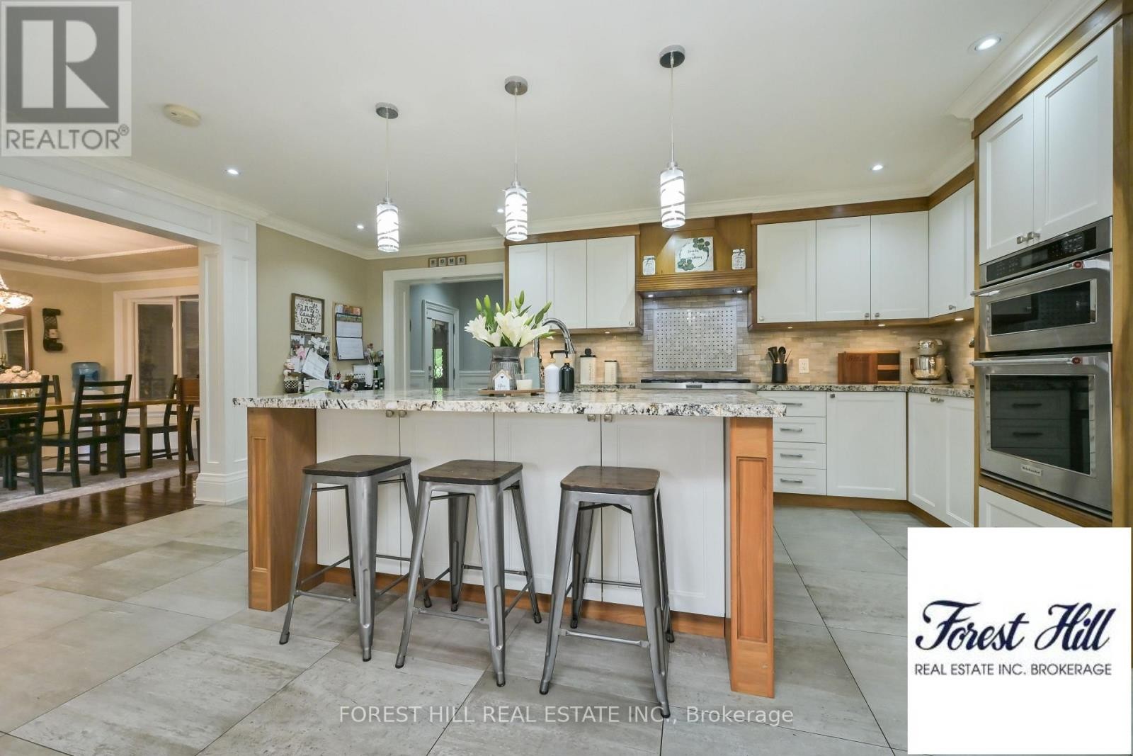 












347094 MONO CENTRE ROAD

,
Mono,




Ontario
L9W2Y8

