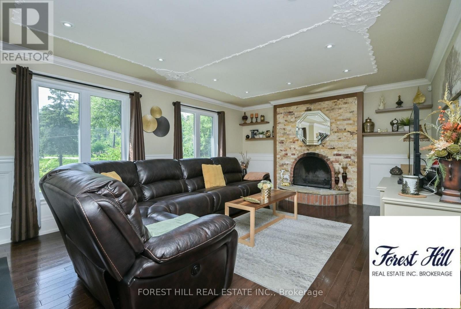 












347094 MONO CENTRE ROAD

,
Mono,




Ontario
L9W2Y8


