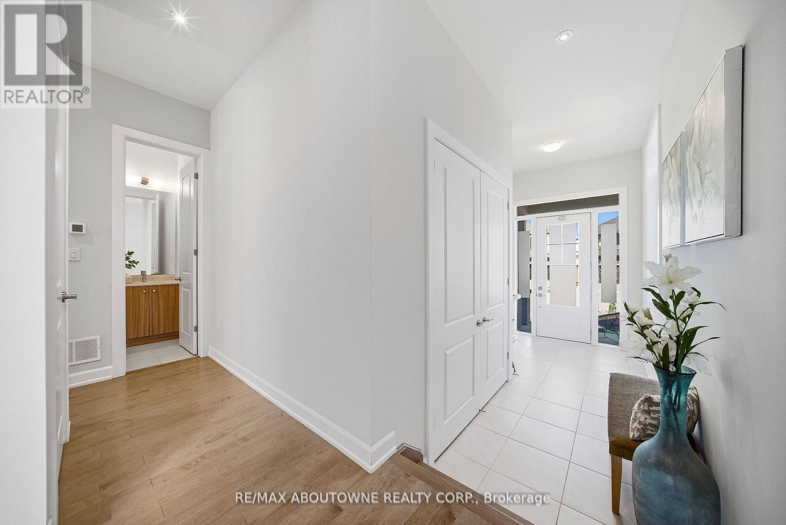 












37 RIESLING STREET

,
Grimsby (Grimsby East),




Ontario
L3M0L2

