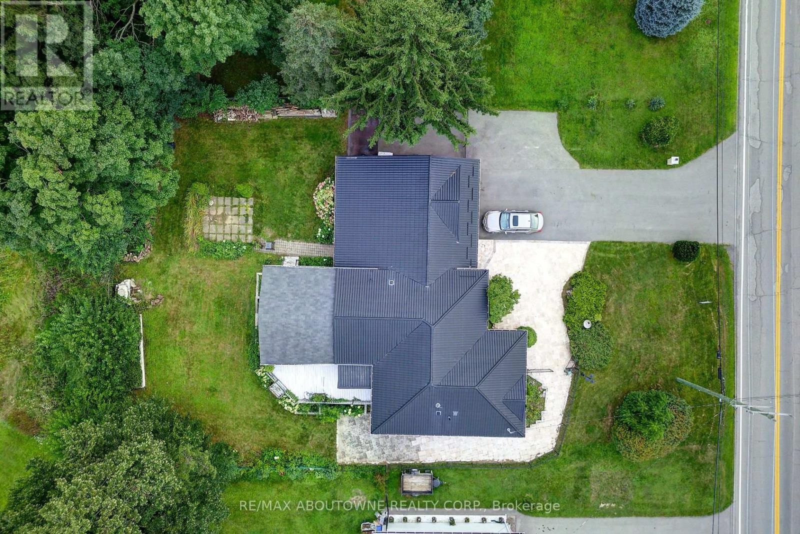 












178 CARLISLE ROAD

,
Hamilton (Carlisle),




Ontario
L0R1H2


