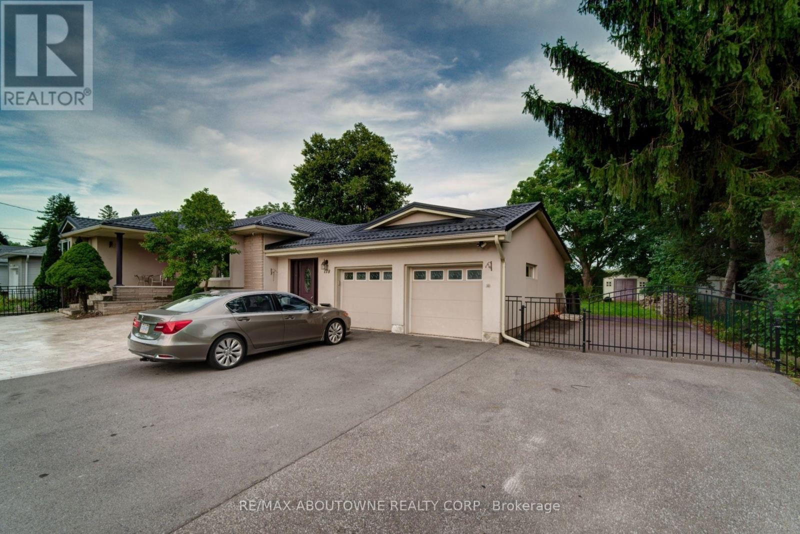 












178 CARLISLE ROAD

,
Hamilton (Carlisle),




Ontario
L0R1H2

