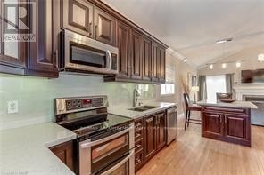 












480 HAMILTON DRIVE

,
Hamilton (Ancaster),




Ontario
L9G2E7


