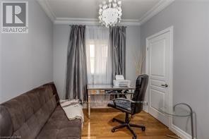 












480 HAMILTON DRIVE

,
Hamilton (Ancaster),




Ontario
L9G2E7

