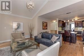 












480 HAMILTON DRIVE

,
Hamilton (Ancaster),




Ontario
L9G2E7

