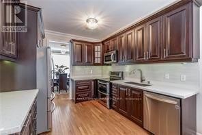












480 HAMILTON DRIVE

,
Hamilton (Ancaster),




Ontario
L9G2E7

