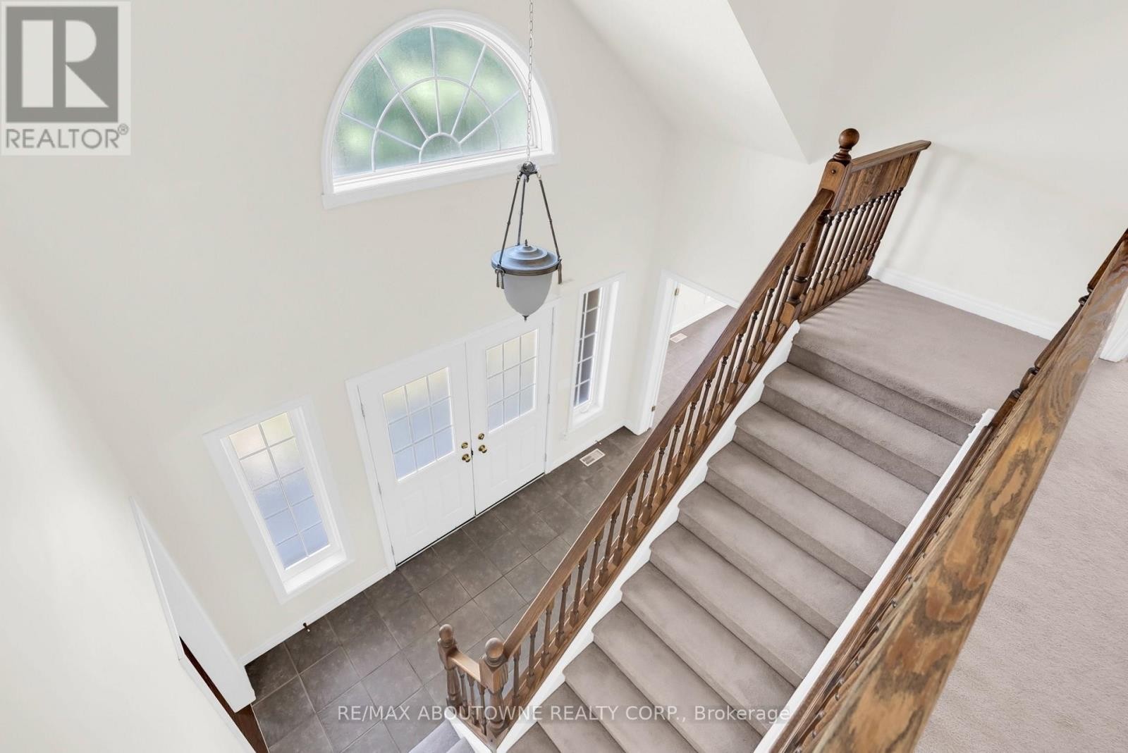 












18 HANEY DRIVE

,
Guelph (Pineridge/Westminster Woods),




Ontario
N1L1N7

