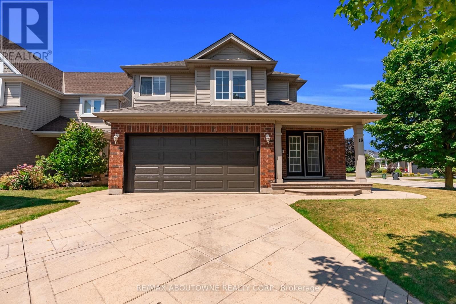 












18 HANEY DRIVE

,
Guelph (Pineridge/Westminster Woods),




Ontario
N1L1N7

