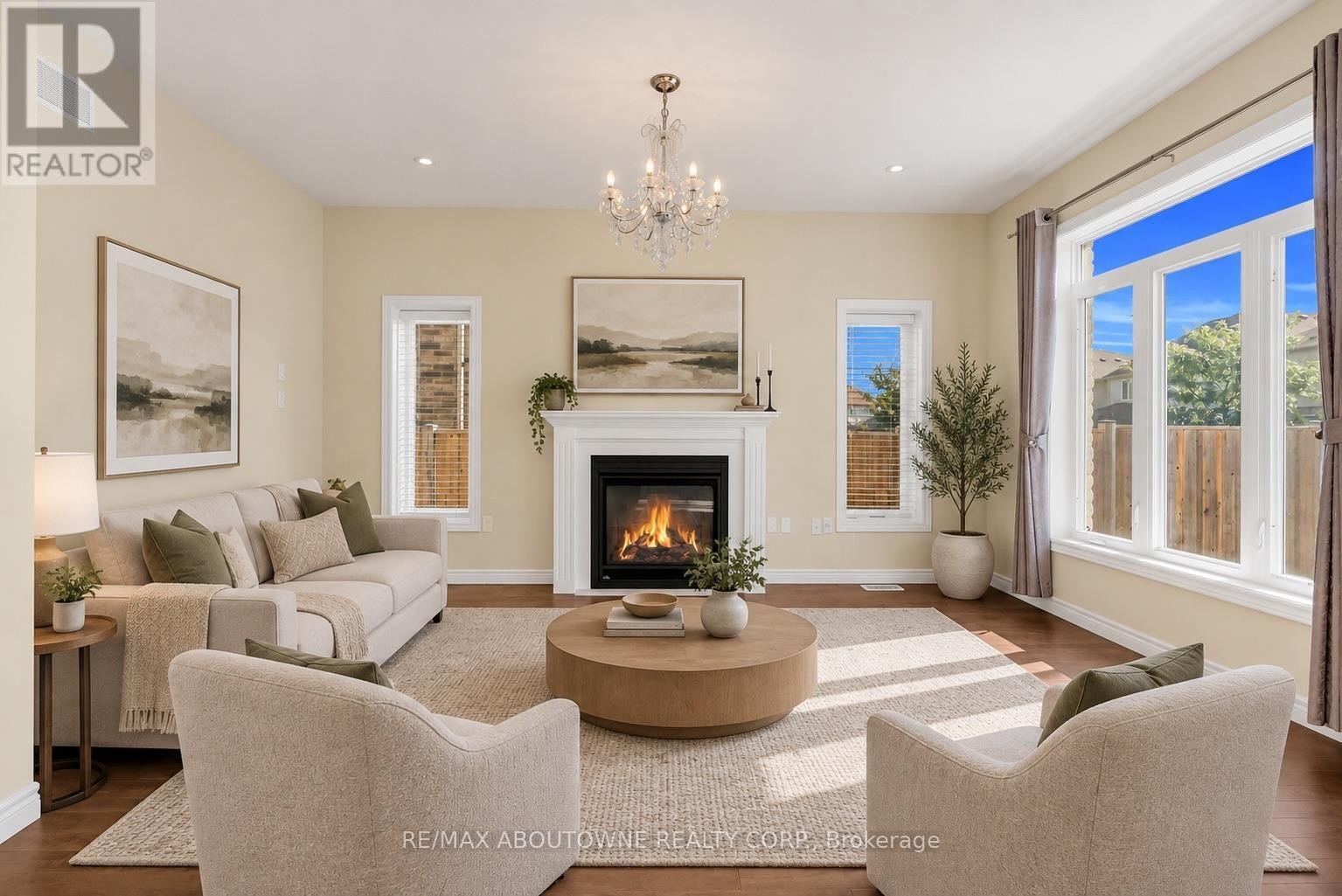 












94 AMBROUS CRESCENT

,
Guelph (Kortright East),




Ontario
N1G0E4

