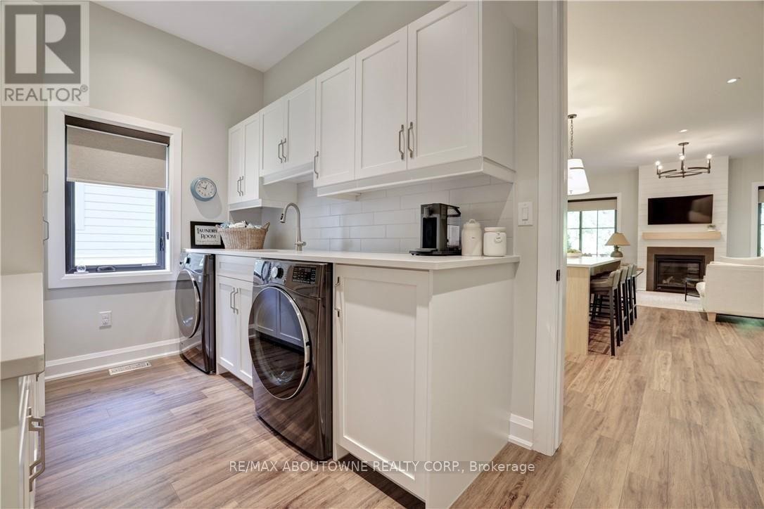 












3352 WHISPERING WOOD TRAIL

,
Fort Erie (Ridgeway),




Ontario
L0S1N0


