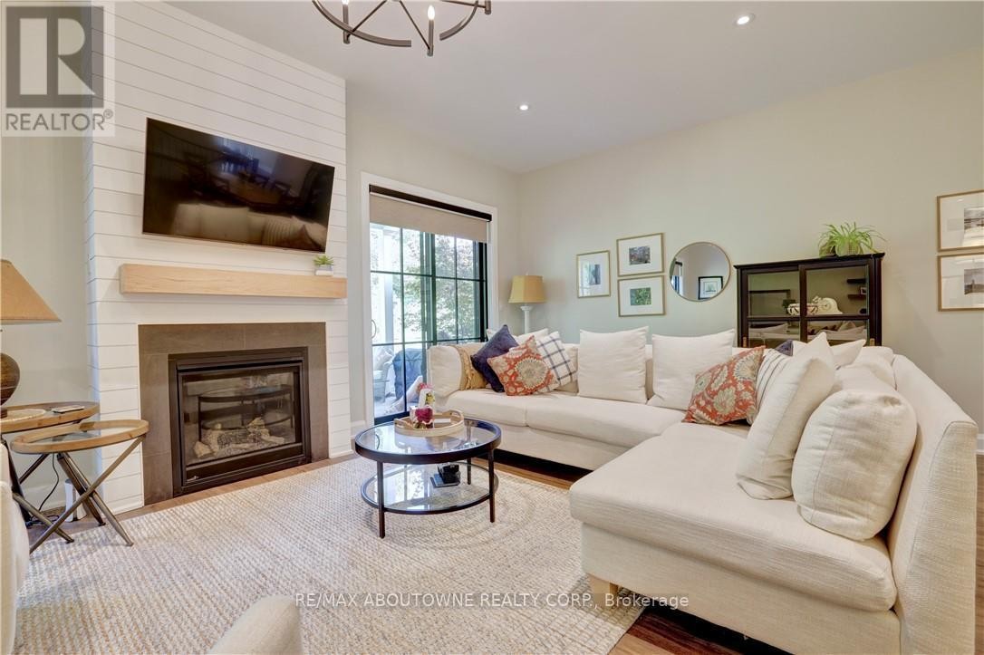 












3352 WHISPERING WOOD TRAIL

,
Fort Erie (Ridgeway),




Ontario
L0S1N0

