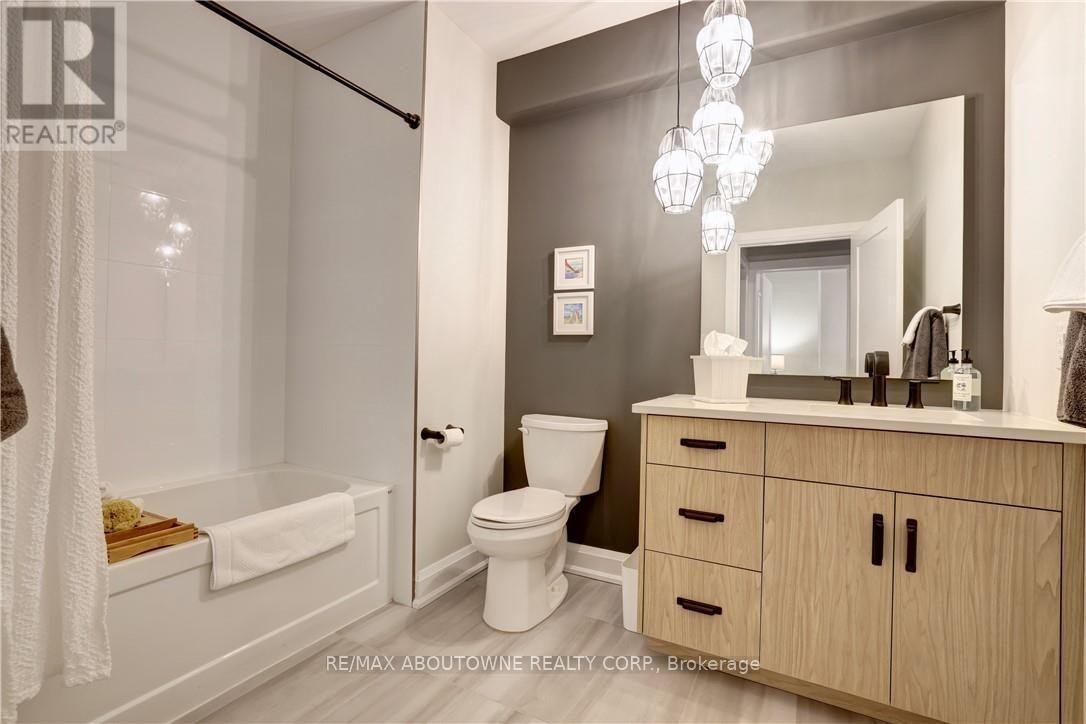 












3352 WHISPERING WOOD TRAIL

,
Fort Erie (Ridgeway),




Ontario
L0S1N0

