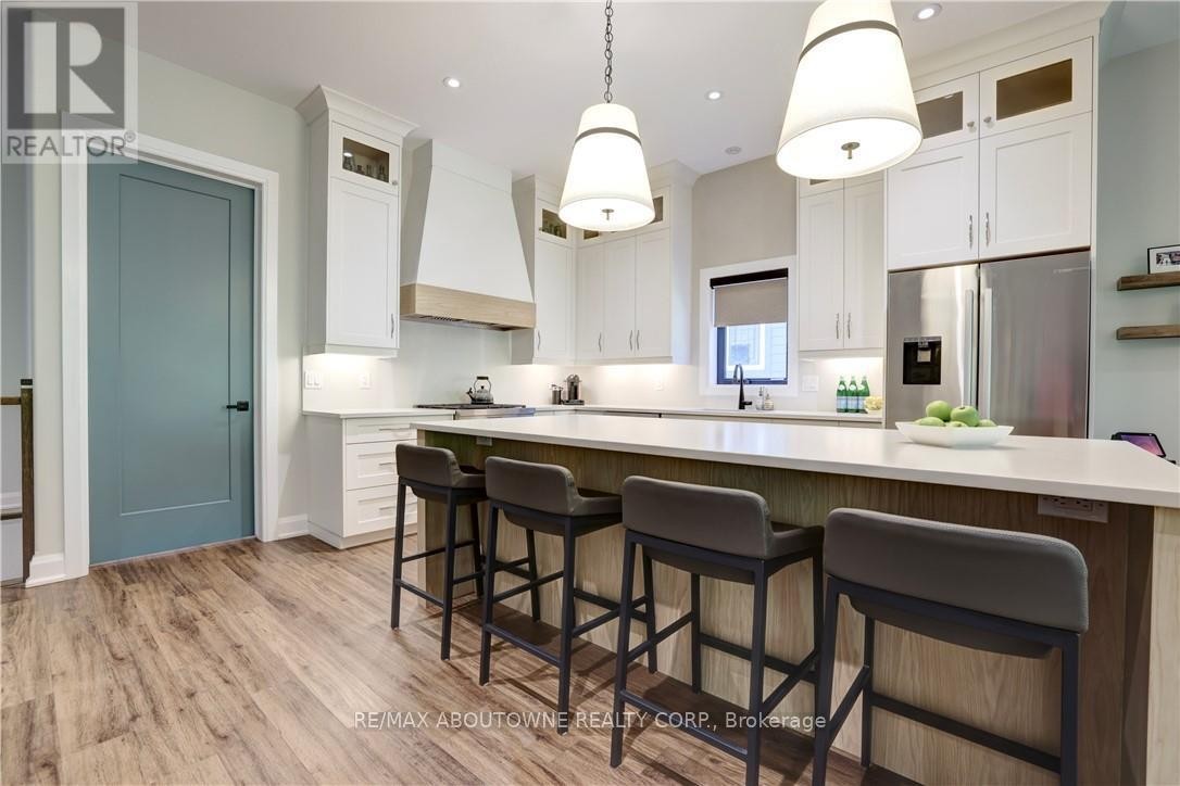 












3352 WHISPERING WOOD TRAIL

,
Fort Erie (Ridgeway),




Ontario
L0S1N0

