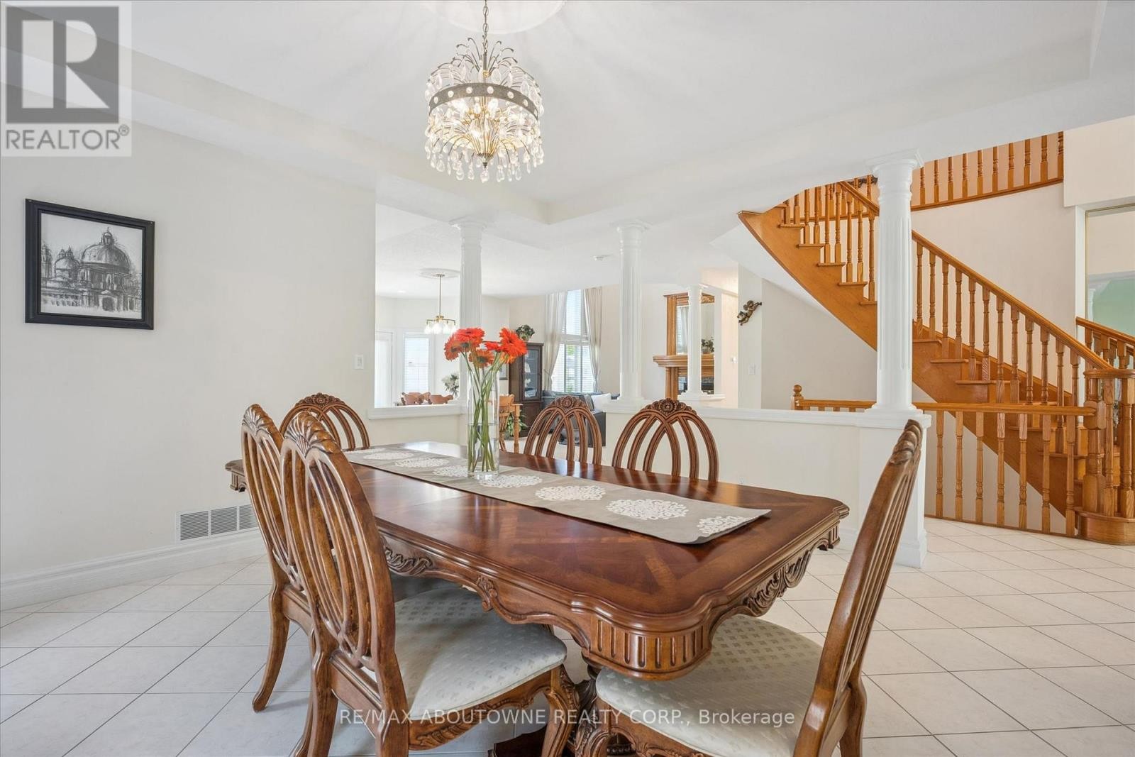 












6 FOURSEASONS DRIVE

,
Hamilton (Winona),




Ontario
L8E5Y5

