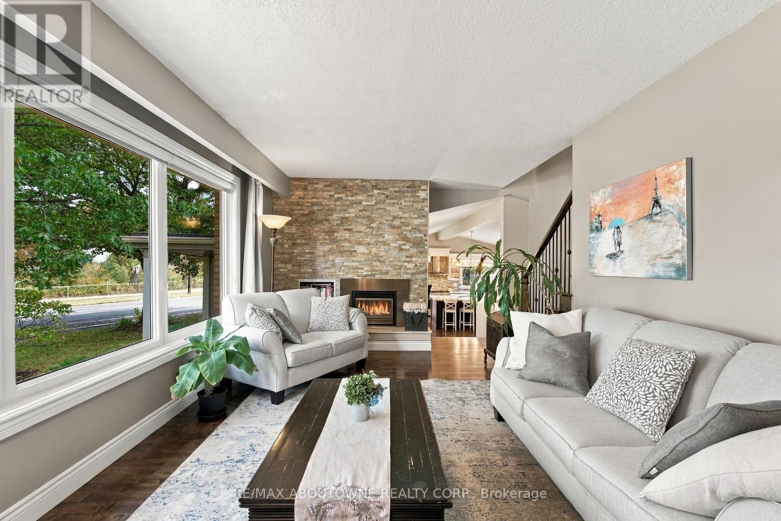 












617 SCENIC DRIVE

,
Hamilton (Westcliffe),




Ontario
L9C1H2

