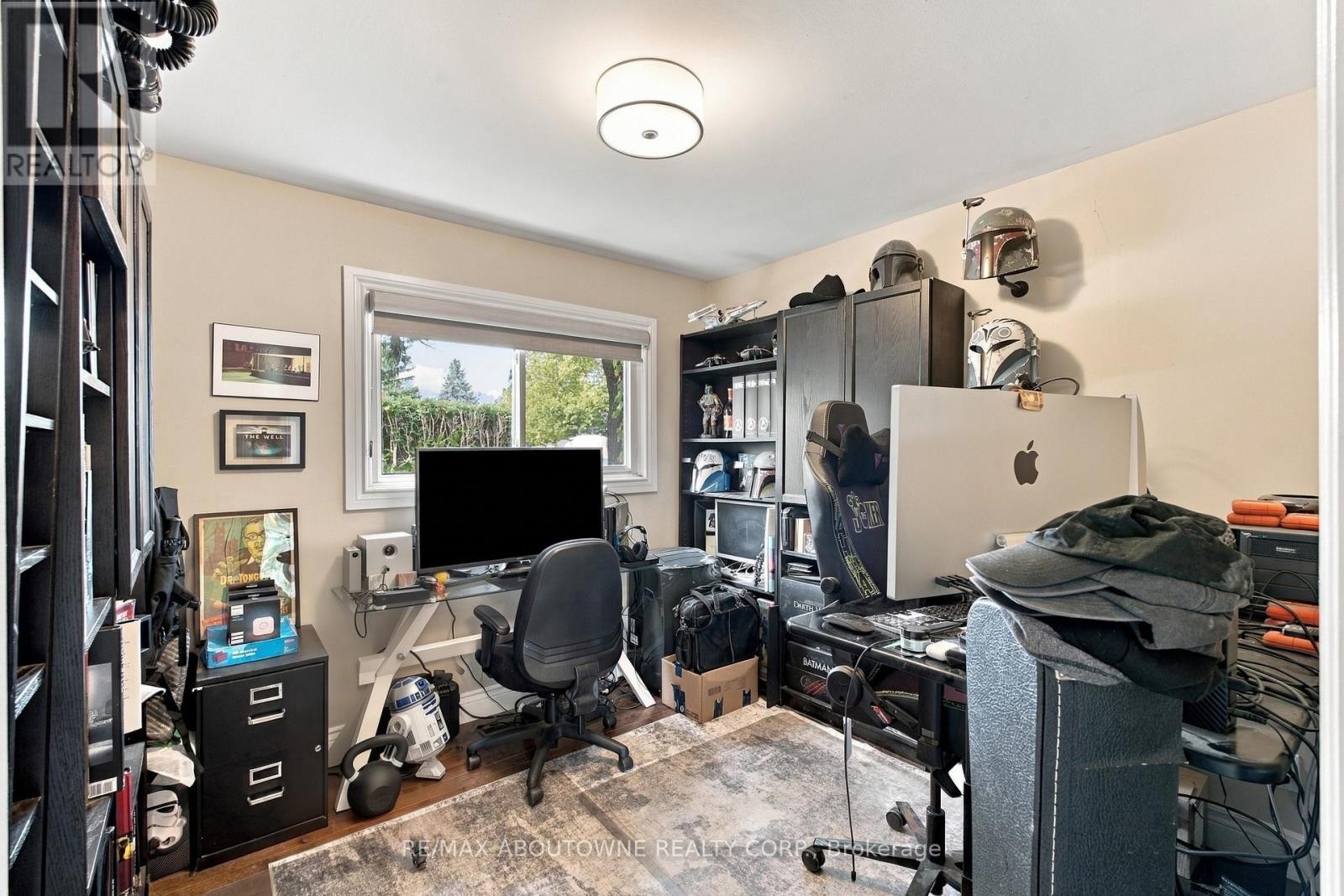 












617 SCENIC DRIVE

,
Hamilton (Westcliffe),




Ontario
L9C1H2

