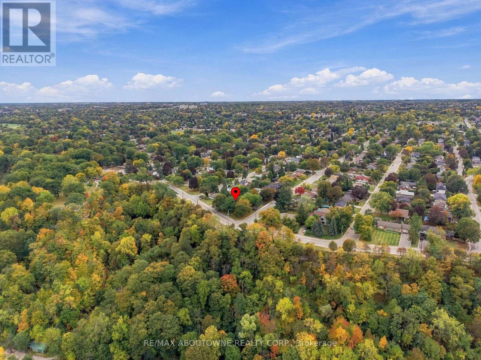 












617 SCENIC DRIVE

,
Hamilton (Westcliffe),




Ontario
L9C1H2

