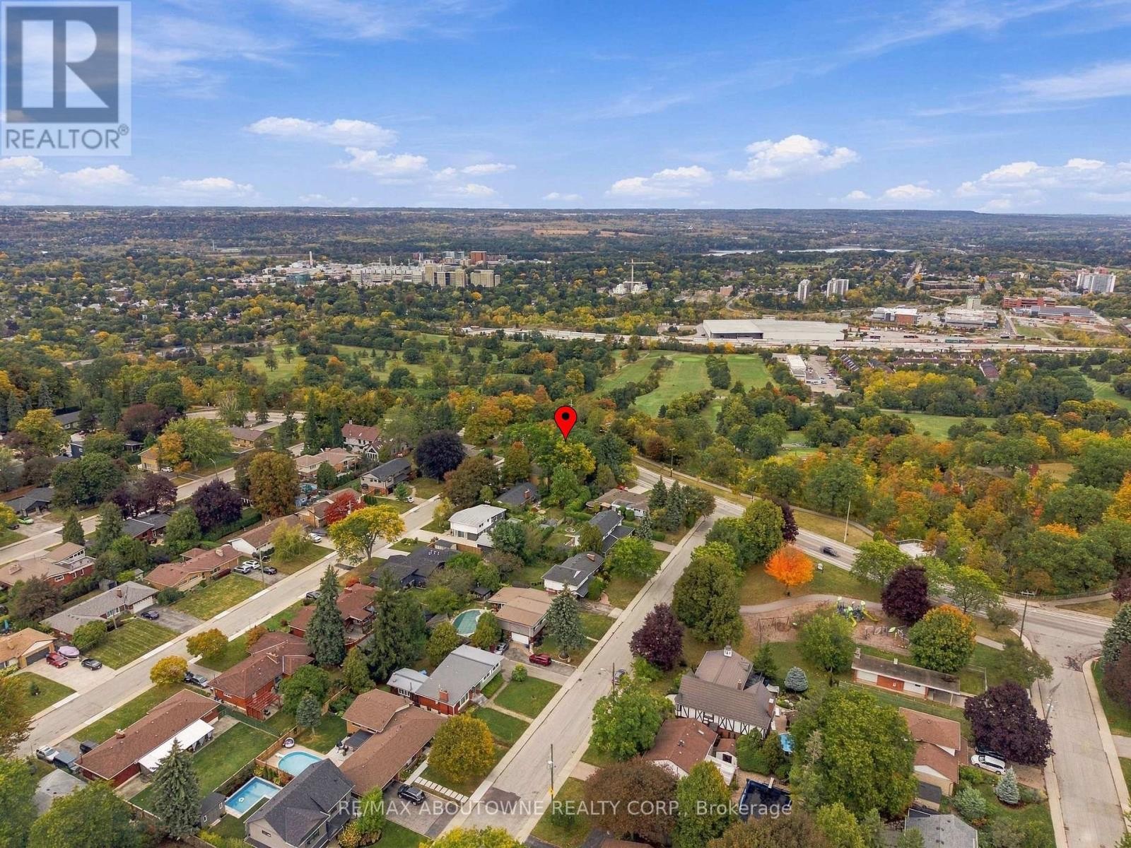 












617 SCENIC DRIVE

,
Hamilton (Westcliffe),




Ontario
L9C1H2

