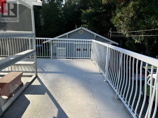 












5277 ARMSTRONG CRT

,
Powell River,




British Columbia
V8A4H2


