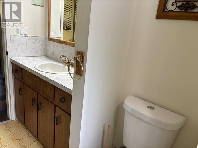 












5277 ARMSTRONG CRT

,
Powell River,




British Columbia
V8A4H2

