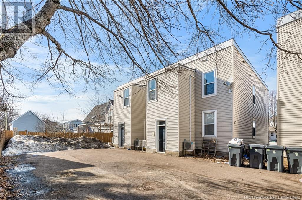 












2-16 Princess

,
Moncton,




New Brunswick
E1C2E2

