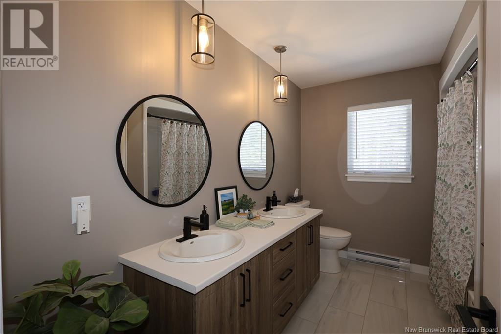 












27 Paris Street

,
Irishtown,




New Brunswick
E1H0P5


