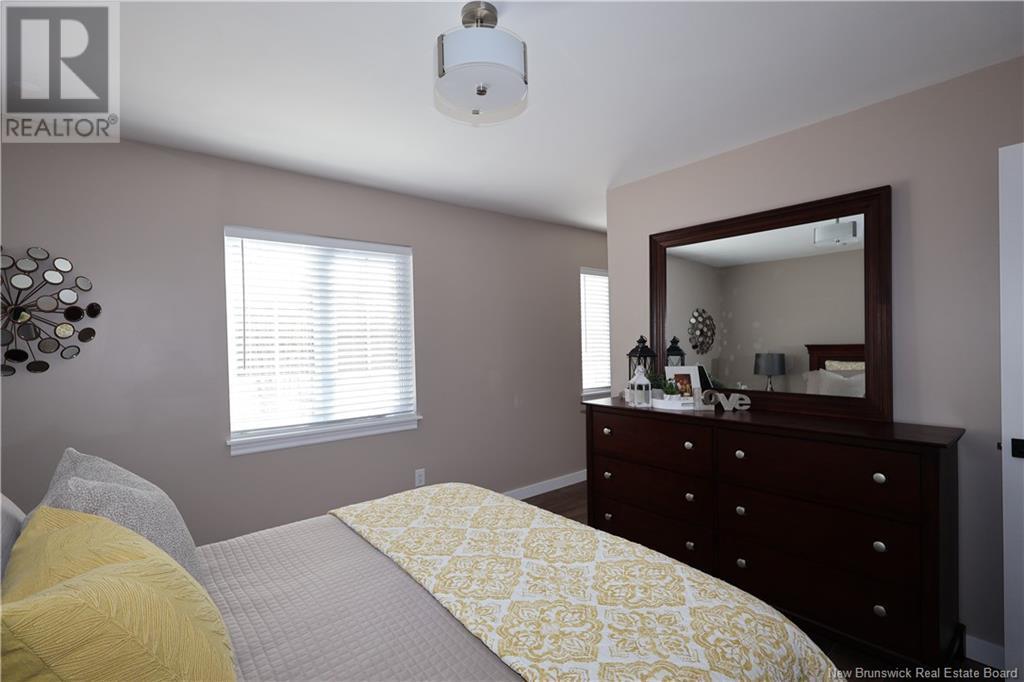 












27 Paris Street

,
Irishtown,




New Brunswick
E1H0P5

