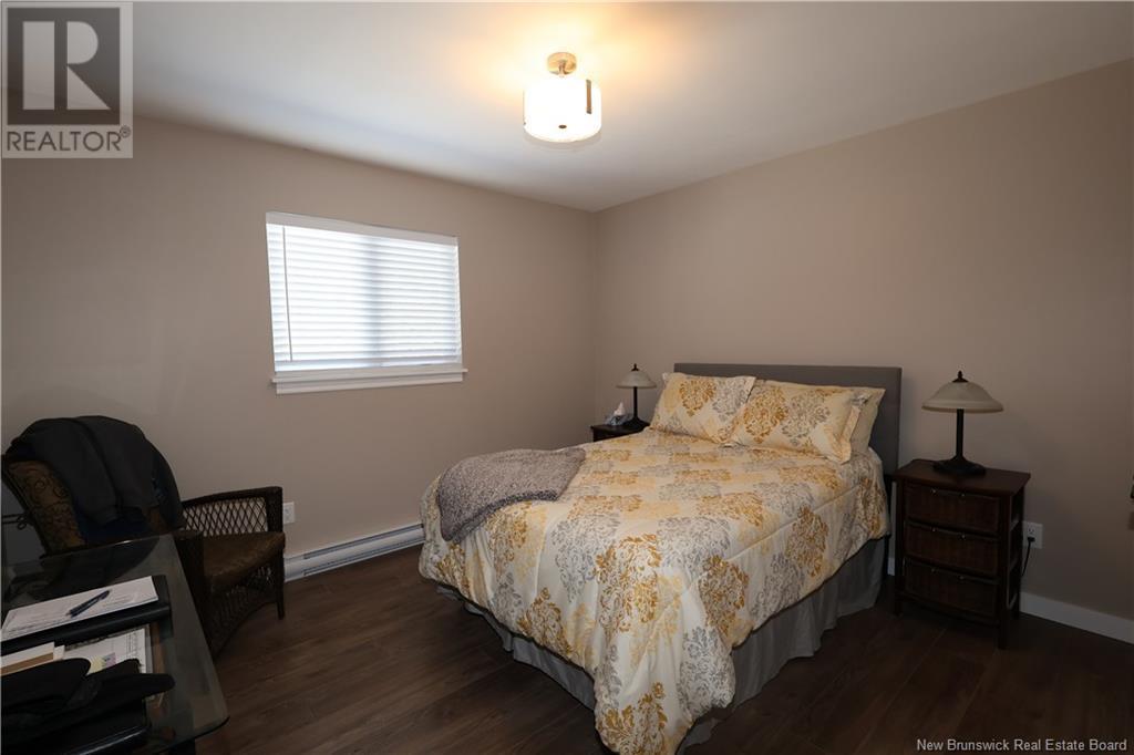 












27 Paris Street

,
Irishtown,




New Brunswick
E1H0P5

