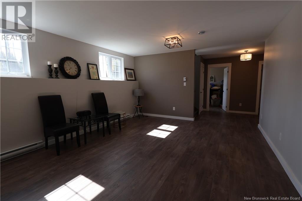 












27 Paris Street

,
Irishtown,




New Brunswick
E1H0P5

